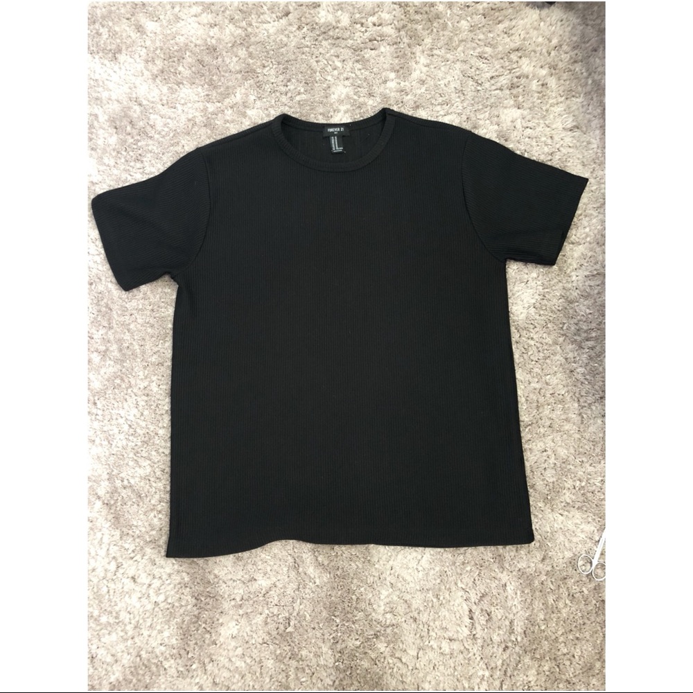 Forever 21 Black T shirt